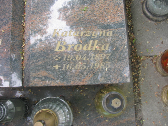 Katarzyna Bródka 1897 Opole-Półwieś - Grobonet - Wyszukiwarka osób pochowanych