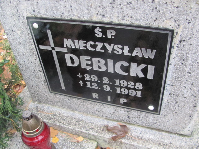 Mieczysław Dębicki 1928 Opole-Półwieś - Grobonet - Wyszukiwarka osób pochowanych
