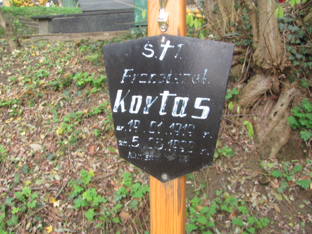 Małgorzata Zangles 1952 Opole-Półwieś - Grobonet - Wyszukiwarka osób pochowanych