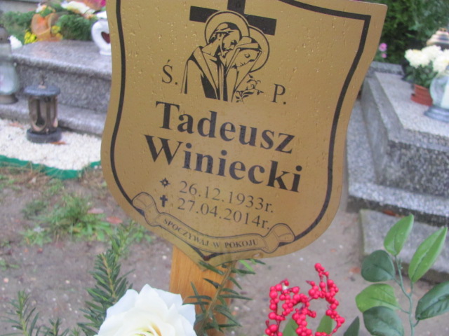 Tadeusz Winiecki 1933 Opole-Półwieś - Grobonet - Wyszukiwarka osób pochowanych