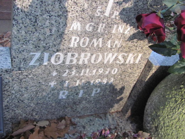 Krystyna Ziobrowska 1931 Opole-Półwieś - Grobonet - Wyszukiwarka osób pochowanych