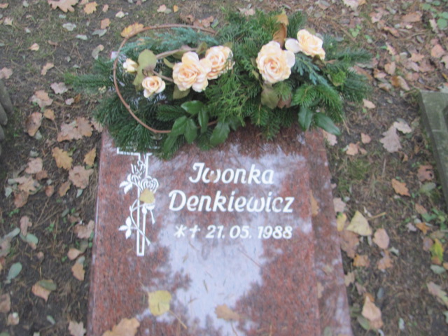 Iwona Denkiewicz 1988 Opole-Półwieś - Grobonet - Wyszukiwarka osób pochowanych