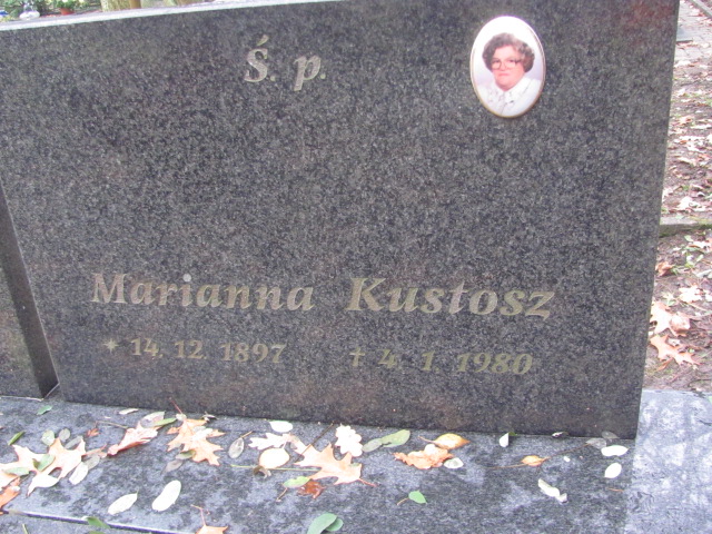 Marianna Kustosz 1897 Opole-Półwieś - Grobonet - Wyszukiwarka osób pochowanych