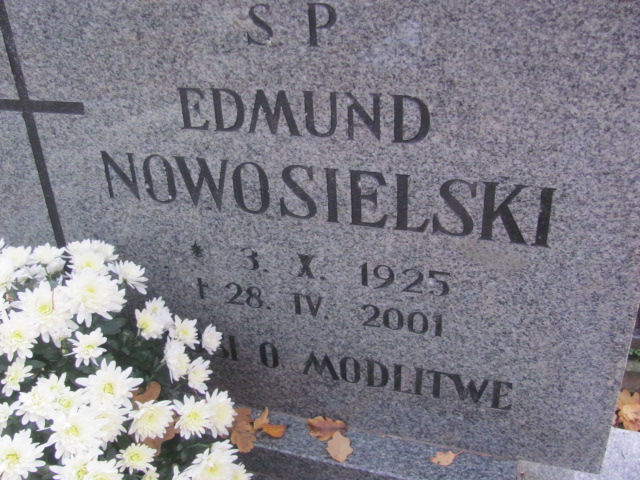 Edmund Nowosielski 1925 Opole-Półwieś - Grobonet - Wyszukiwarka osób pochowanych