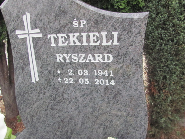 Ryszard Tekieli 1941 Opole-Półwieś - Grobonet - Wyszukiwarka osób pochowanych