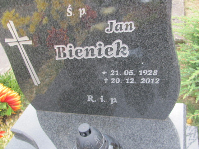 Jan Bieniek 1928 Opole-Półwieś - Grobonet - Wyszukiwarka osób pochowanych