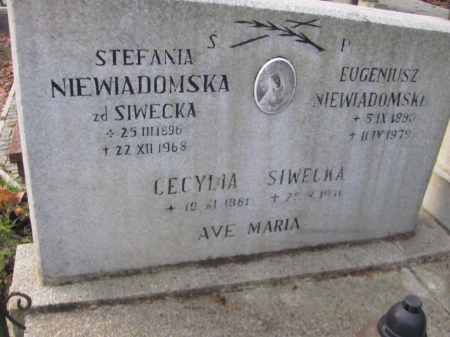 Eugeniusz Niewiadomski 1890 Opole-Półwieś - Grobonet - Wyszukiwarka osób pochowanych