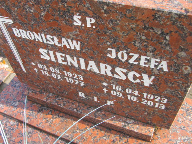 Józefa Sieniarska 1923 Opole-Półwieś - Grobonet - Wyszukiwarka osób pochowanych