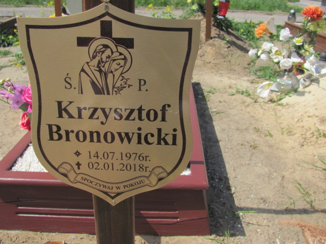 Krzysztof Bronowicki 1976 Opole-Półwieś - Grobonet - Wyszukiwarka osób pochowanych