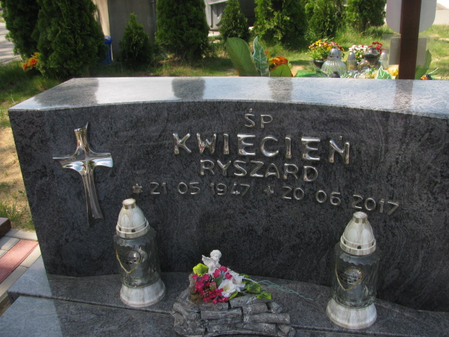 Ryszard Kwiecień 1947 Opole-Półwieś - Grobonet - Wyszukiwarka osób pochowanych
