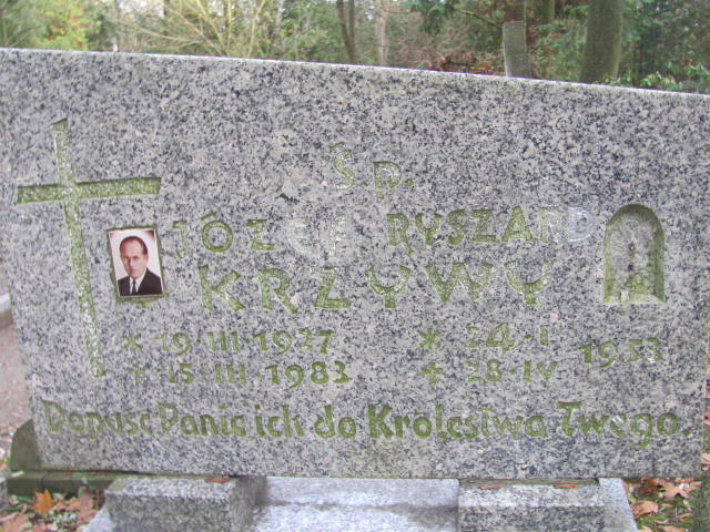 Józef Krzywy 1927 Opole-Półwieś - Grobonet - Wyszukiwarka osób pochowanych