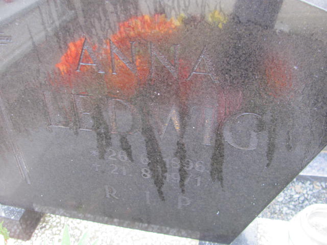 Anna Ledwig 1896 Opole-Półwieś - Grobonet - Wyszukiwarka osób pochowanych