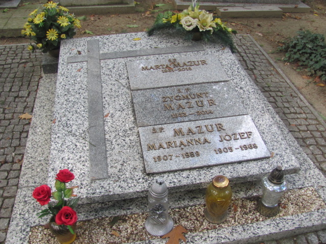Grób Zygmunt Mazur