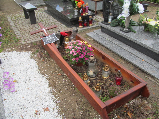 Grób LEON WIŚNIEWSKI