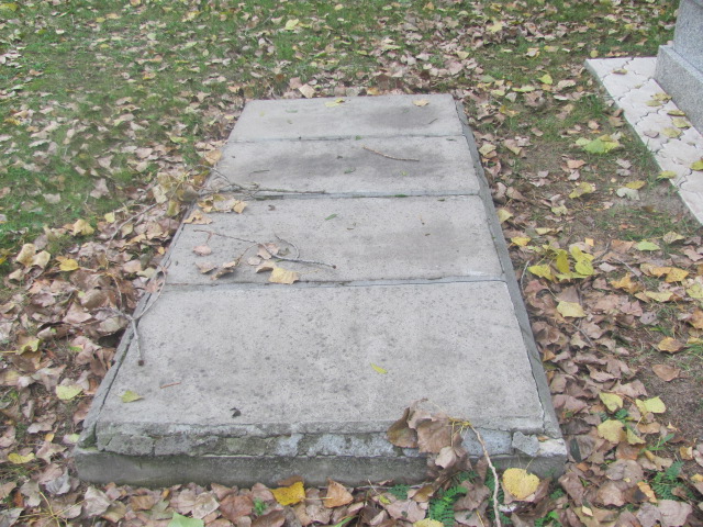 Grób Leopold Racławicki