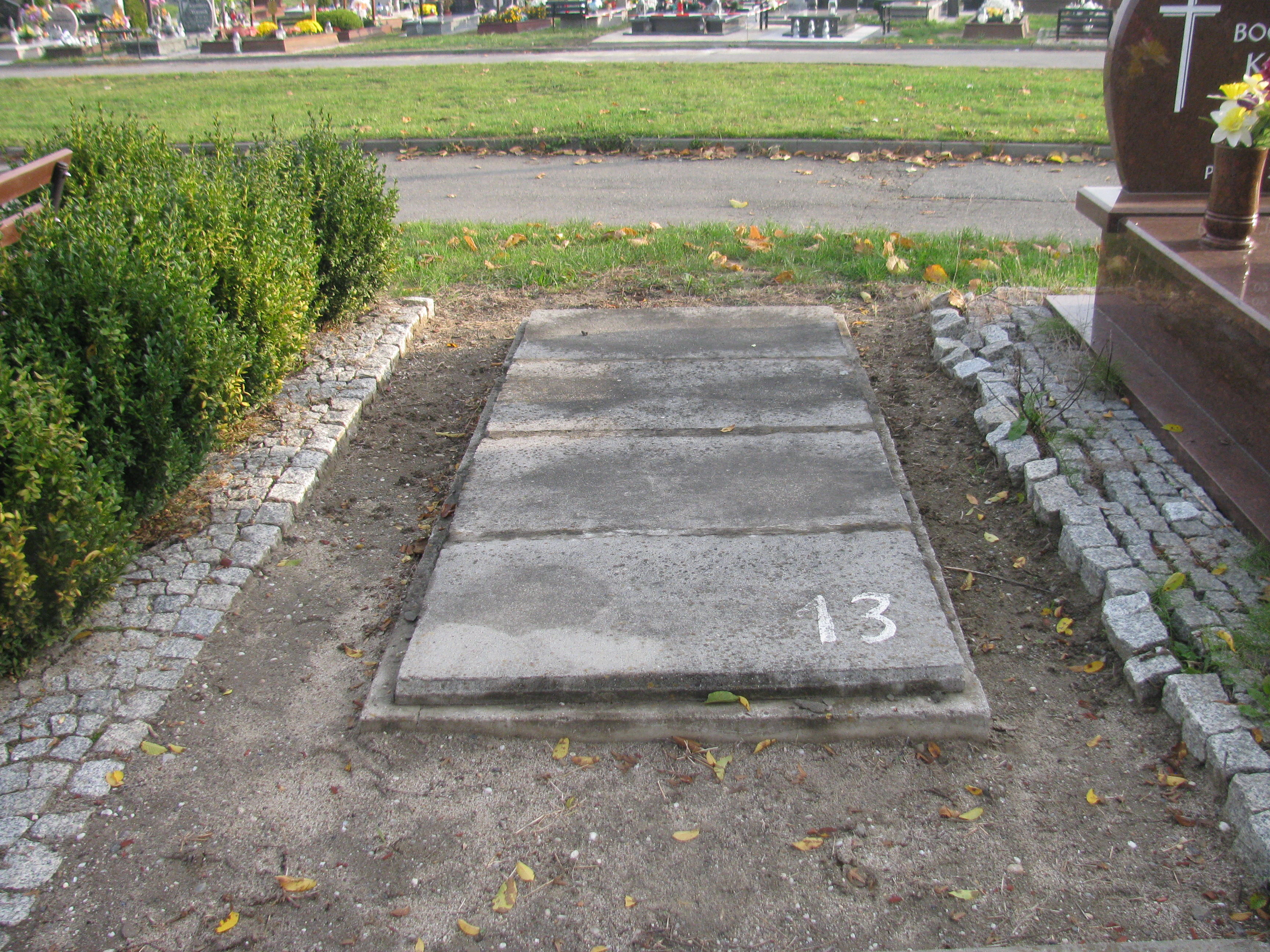 Grób Magdalena Karp