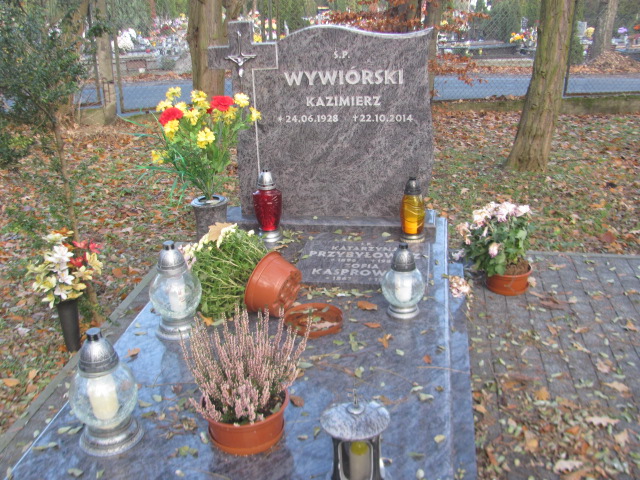 Grób KRYSTYNA WYWIÓRSKA