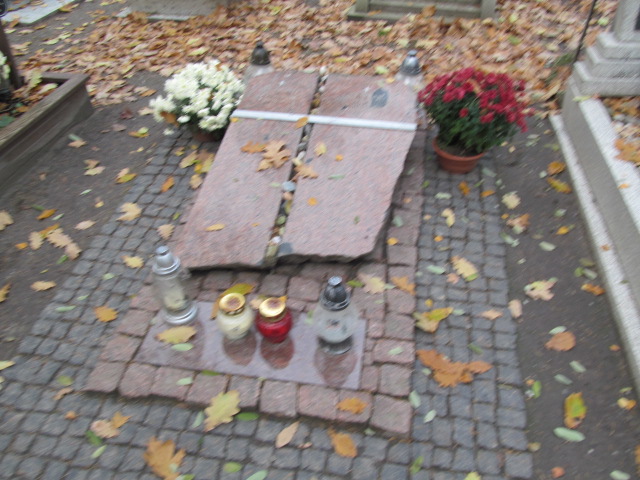 Grób Bernard Adamek-Schyma